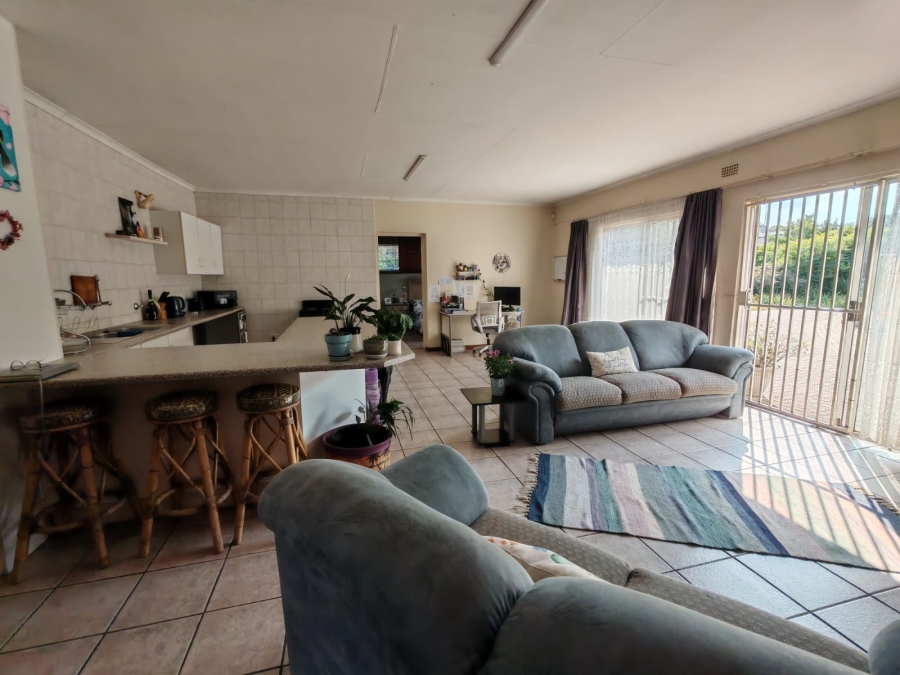 4 Bedroom Property for Sale in Vaalpark Free State